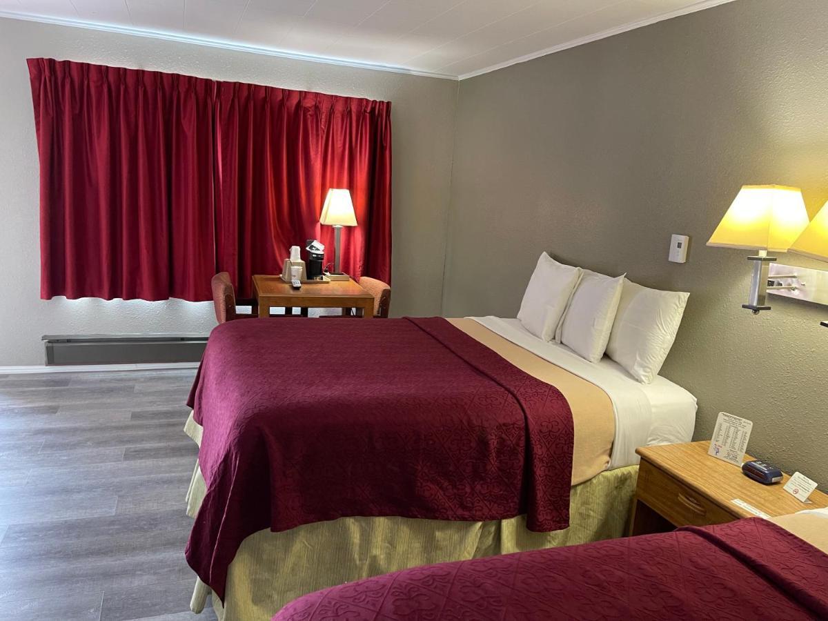 Timberly Motel Gaylord Ngoại thất bức ảnh