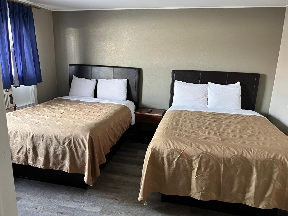 Timberly Motel Gaylord Ngoại thất bức ảnh