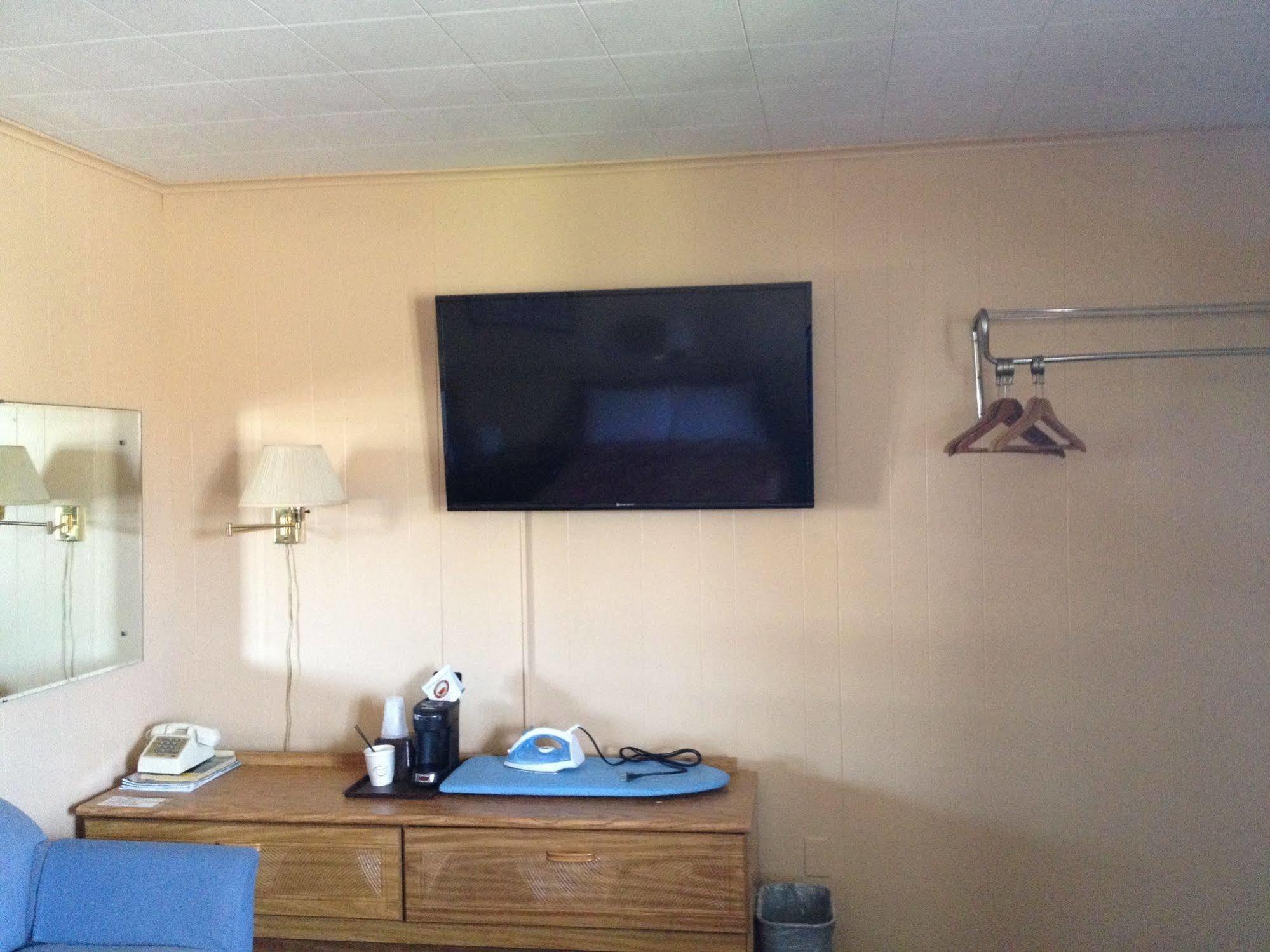 Timberly Motel Gaylord Ngoại thất bức ảnh