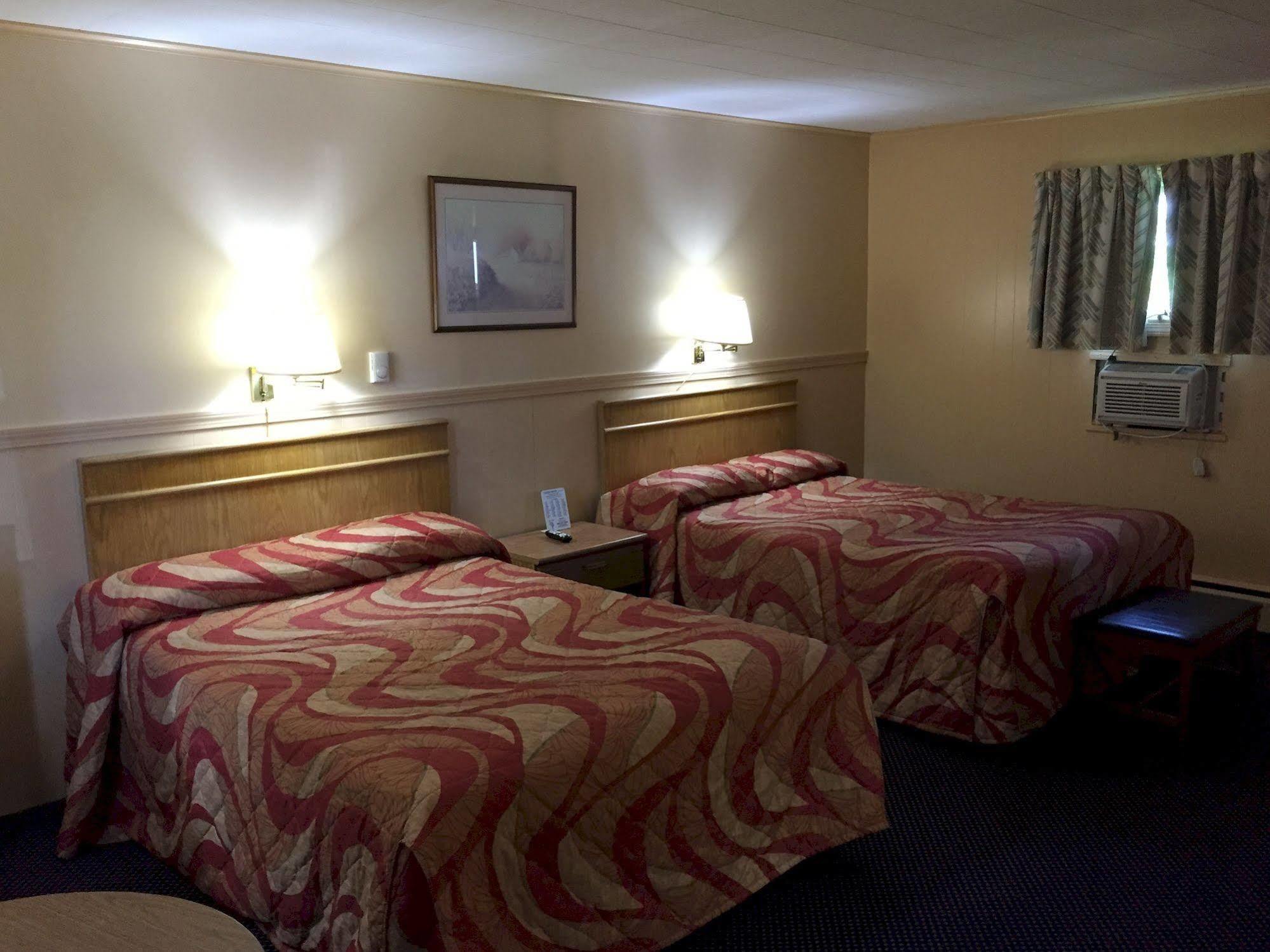 Timberly Motel Gaylord Ngoại thất bức ảnh